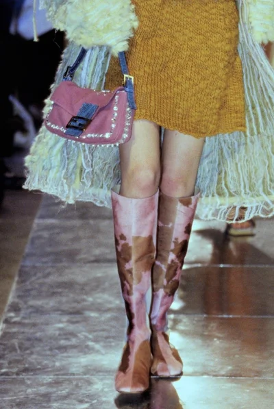 Look 10